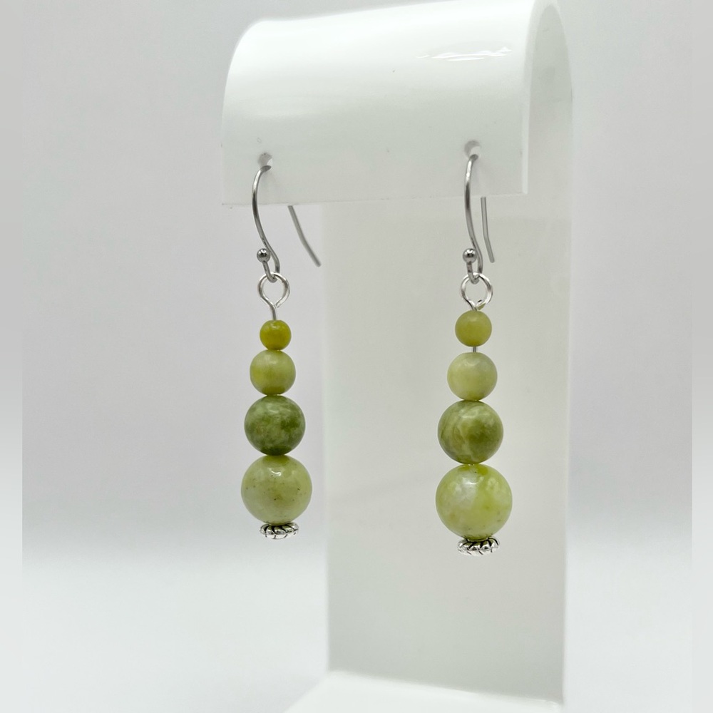 MARBLE JADE EARRINGS - Picture 3 of 12